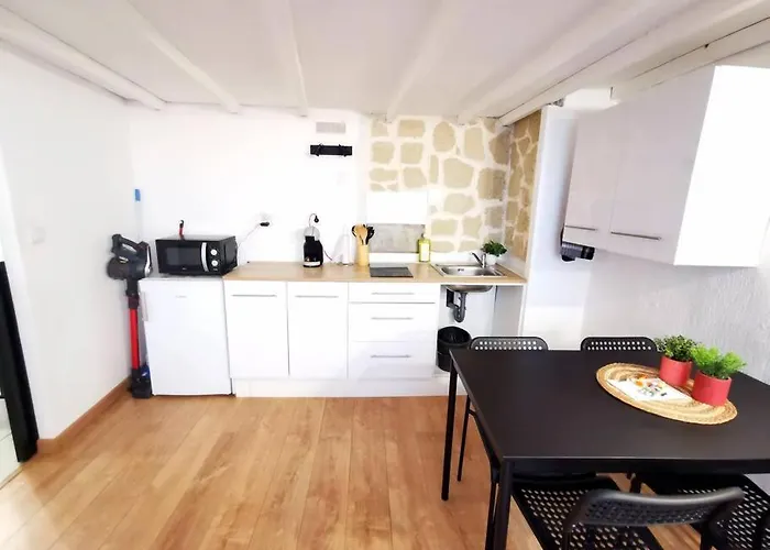 Apartment Centre - Au Coeur De L'ecusson